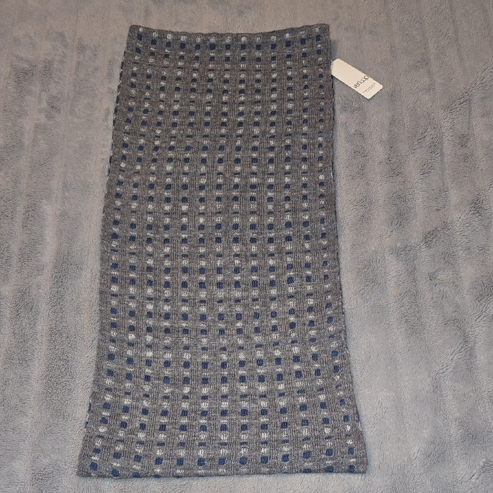 NWT Elegant Gray and Blue Men's (Unisex) Loop Infinty Scarf